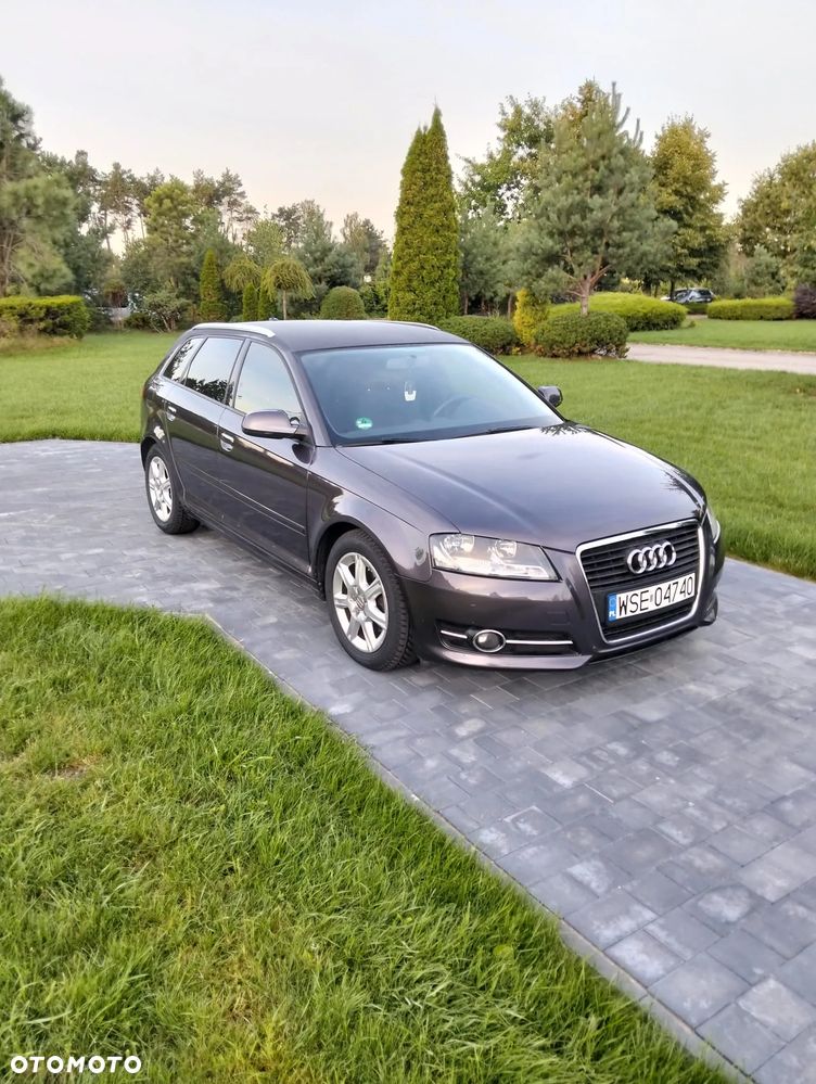 Audi A3 Sportback 2.0 TDI DPF Ambiente - 9