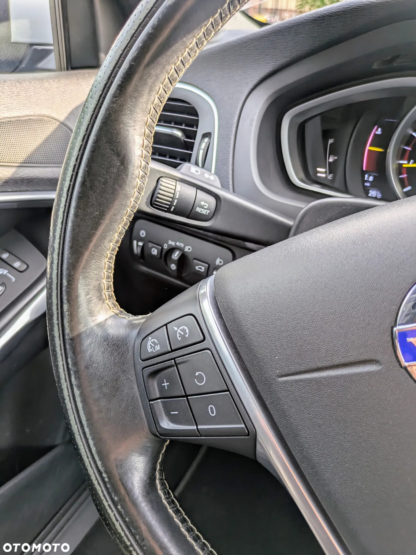 Volvo V40 T2 RDesign - 21