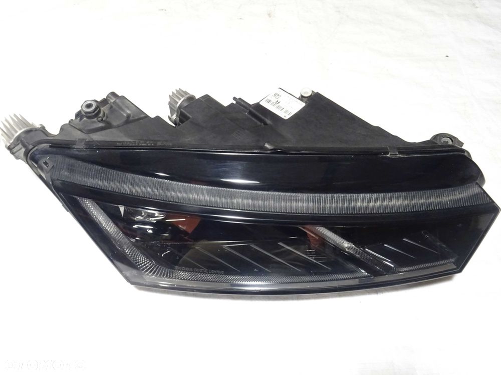 lampa przód przednia prawa skoda octavia iv 4 full led 5e4,941016a - 5