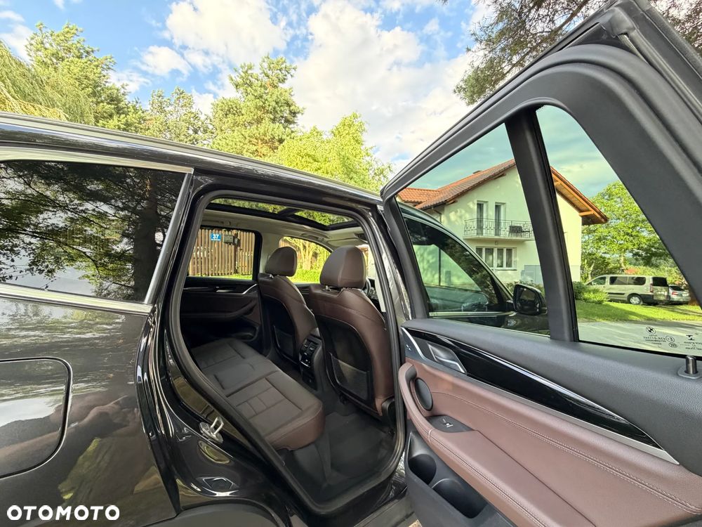 BMW X3 xDrive20d xLine - 31