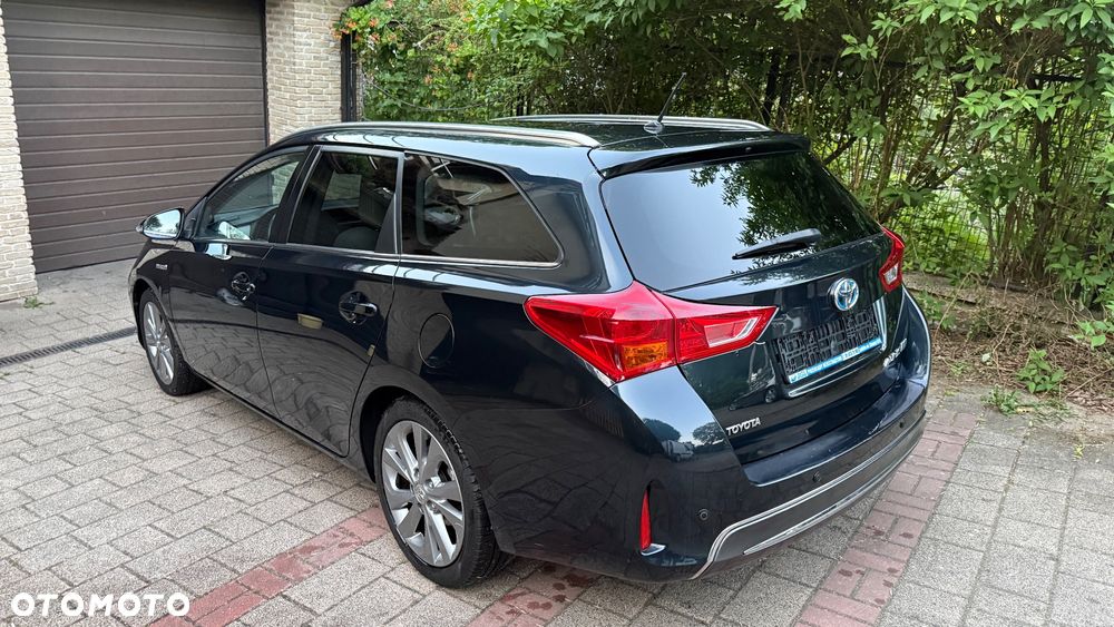 Toyota Auris 1.8 HSD Prestige NAVI - 10