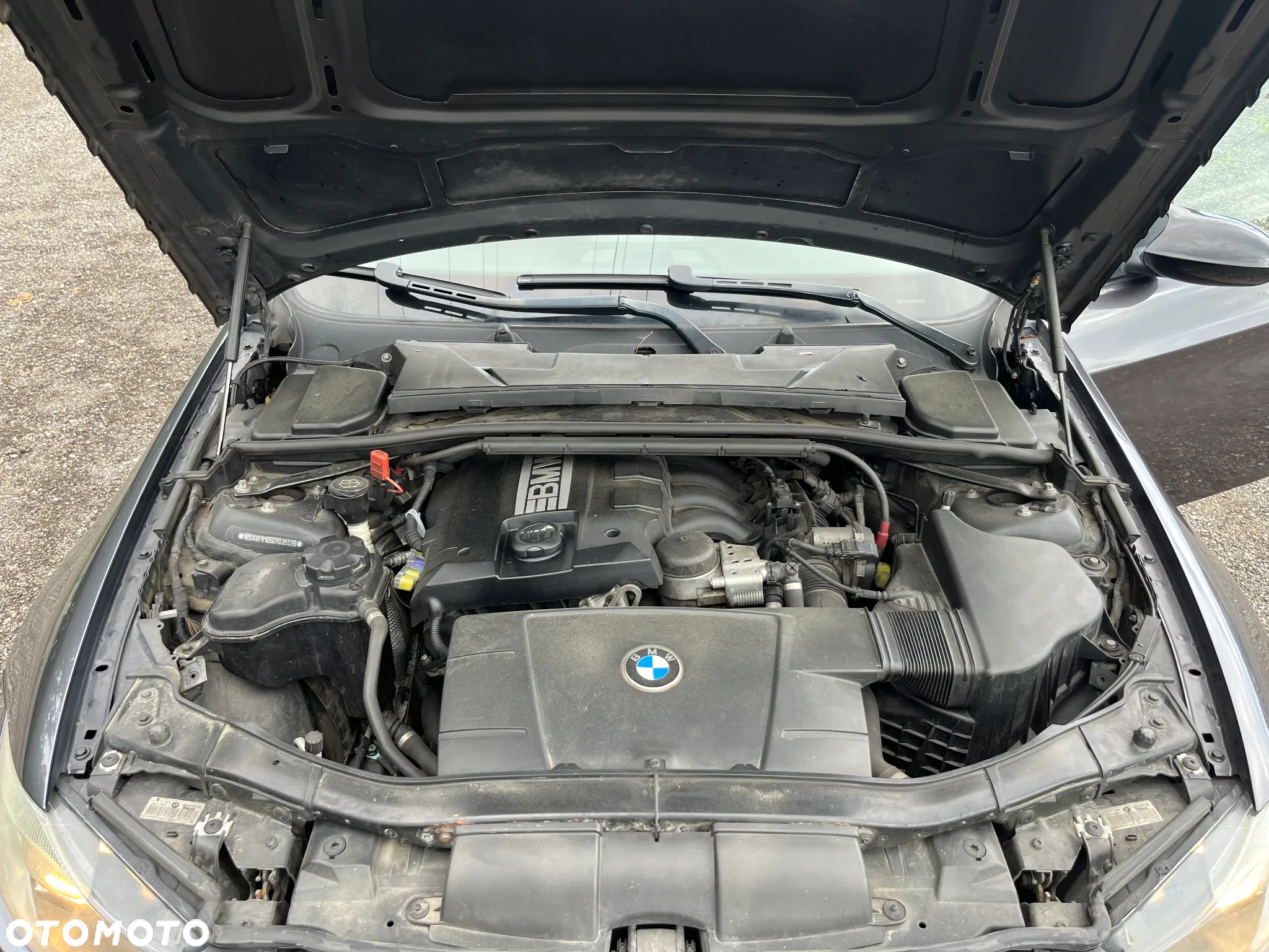 BMW Seria 3 320i - 10