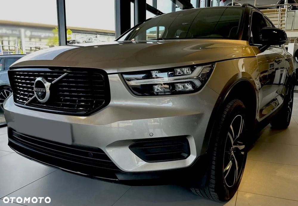 Volvo XC 40 T4 AWD Geartronic R-Design - 8