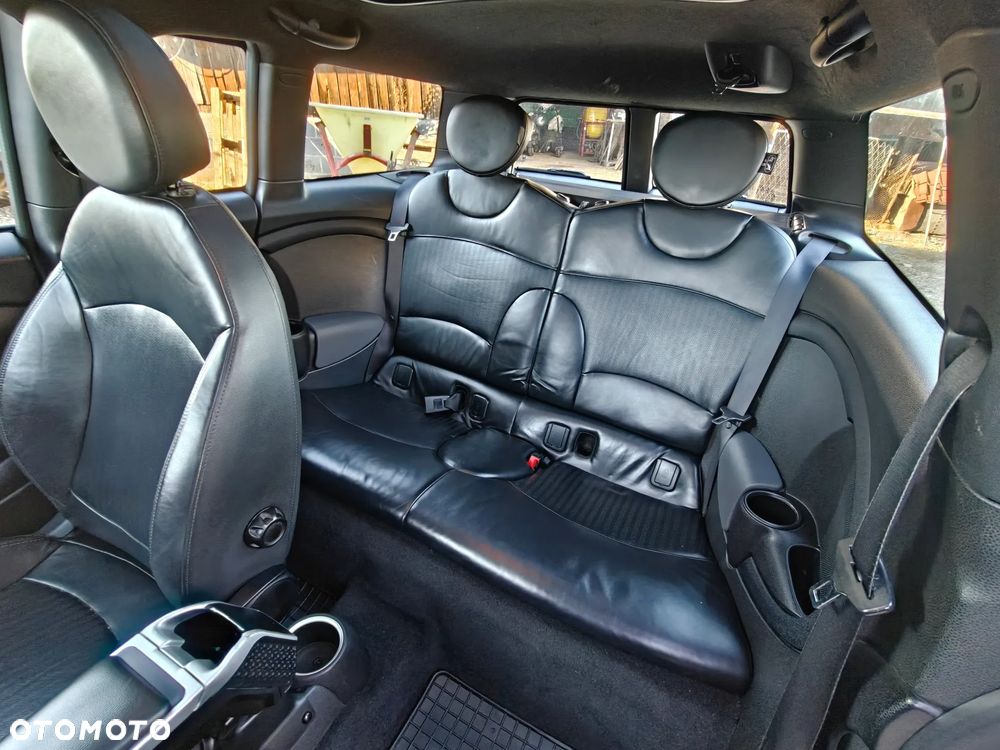 MINI Clubman Cooper D - 14