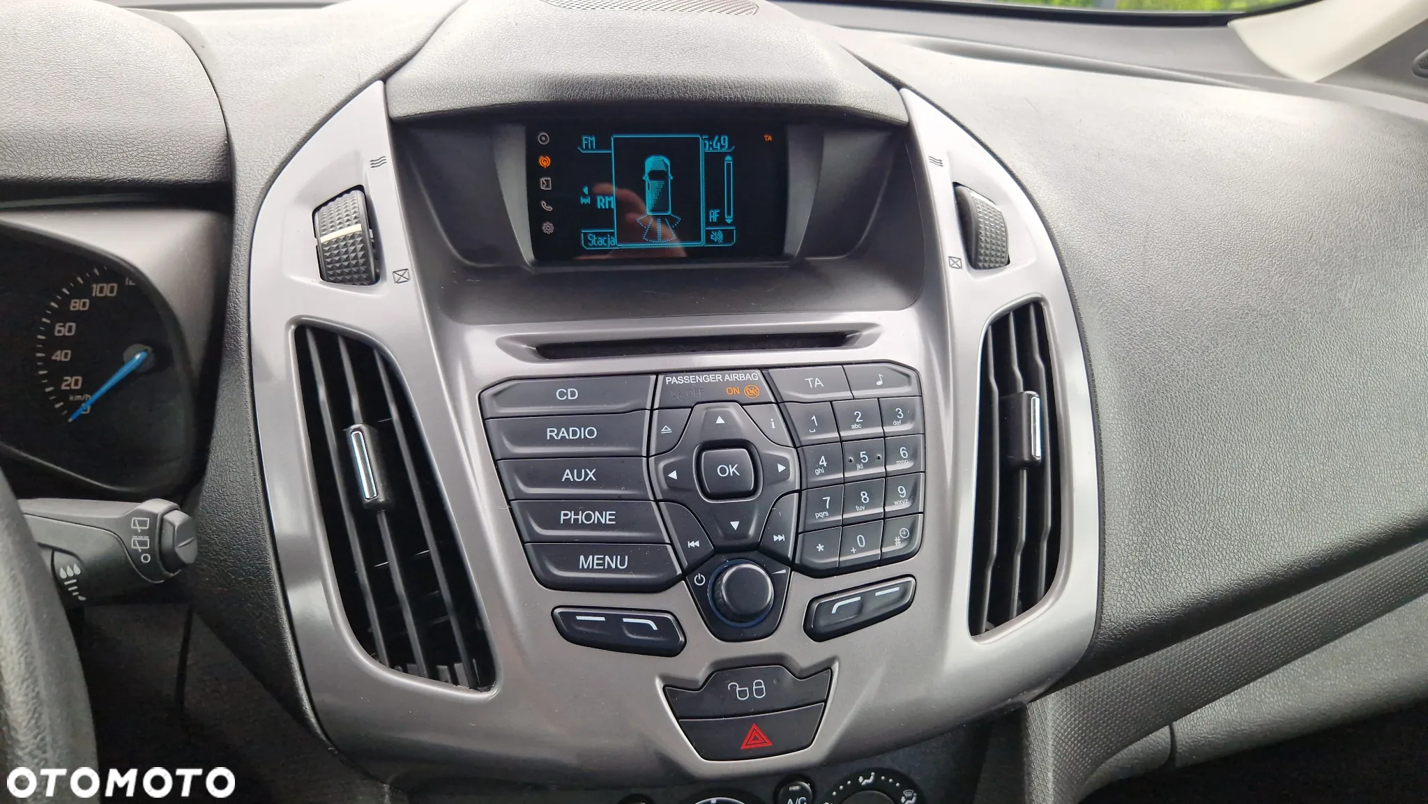 Ford Tourneo Connect Grand - 17
