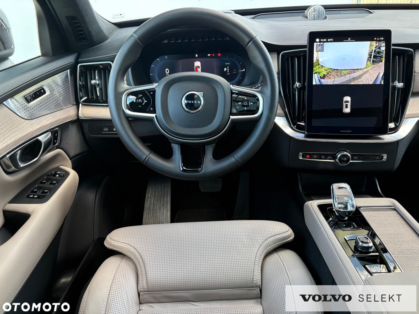 Volvo XC 90 - 23
