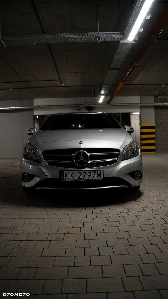 Mercedes-Benz Klasa A 180 7G-DCT Urban - 4