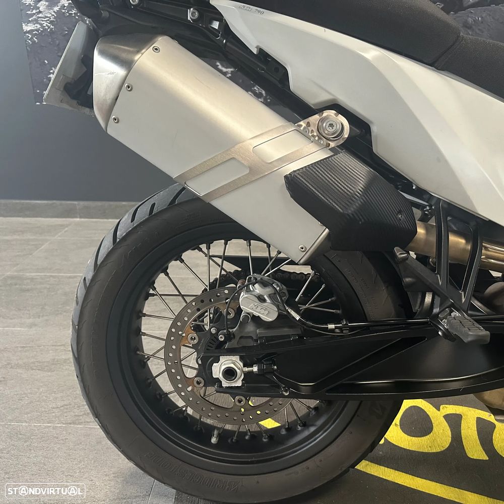 KTM 790 Adventure S - 9