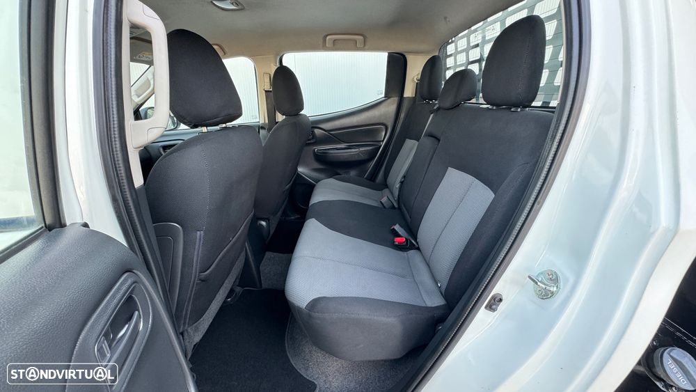 Mitsubishi L-200 Cabine dupla 4X2 - 24