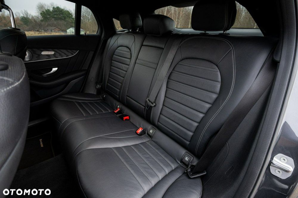 Mercedes-Benz GLC - 26