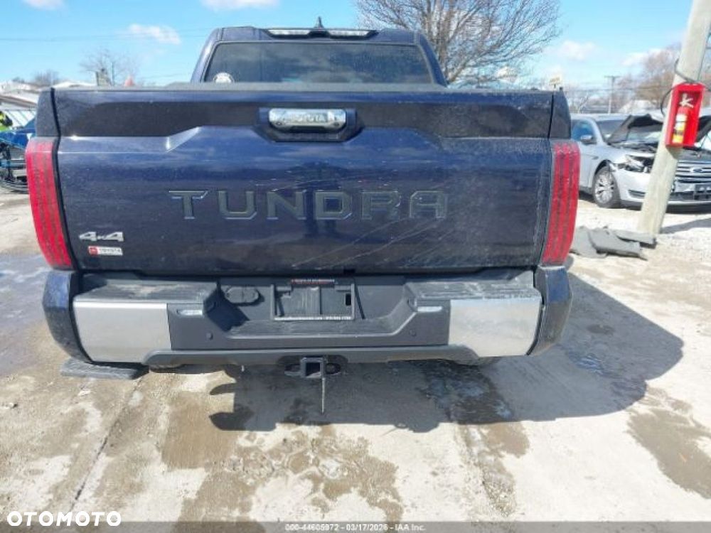 Toyota Tundra - 4