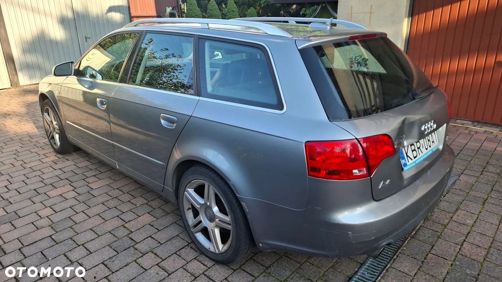 Audi A4 Avant 2.0 T FSI quattro - 4