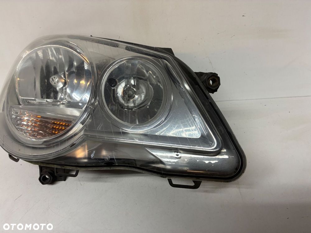 VW POLO 9N3 LIFT LAMPA PRZÓD PRZEDNIA PRAWA  EUROPA 6Q1941008 - 6