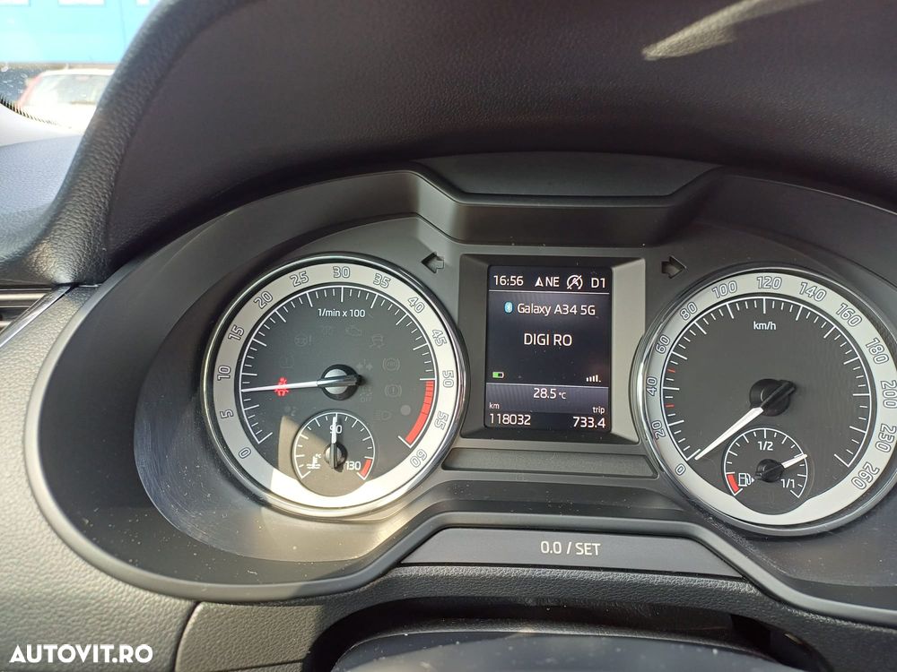 Skoda Octavia - 20