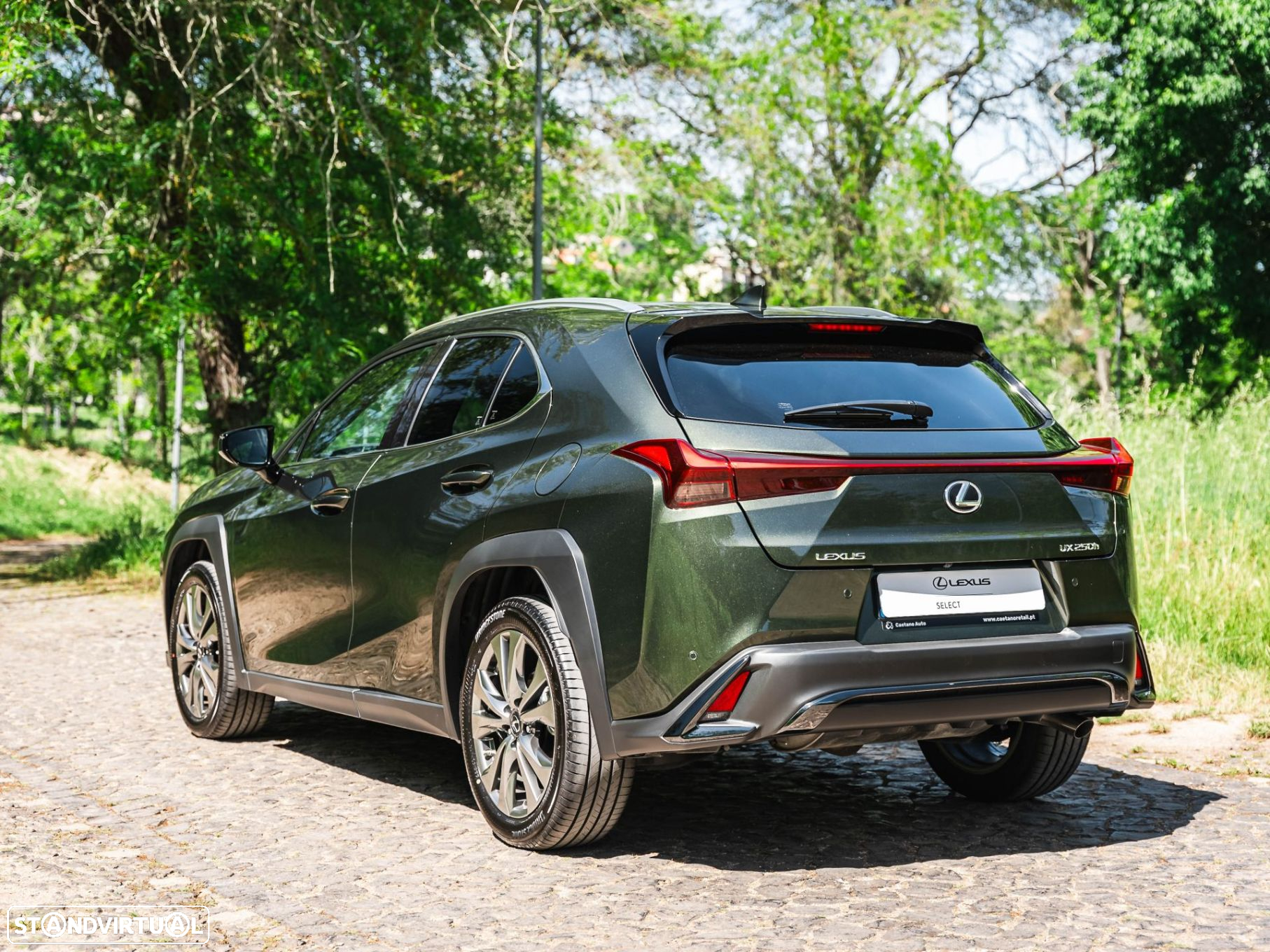 Lexus UX 250h - 2