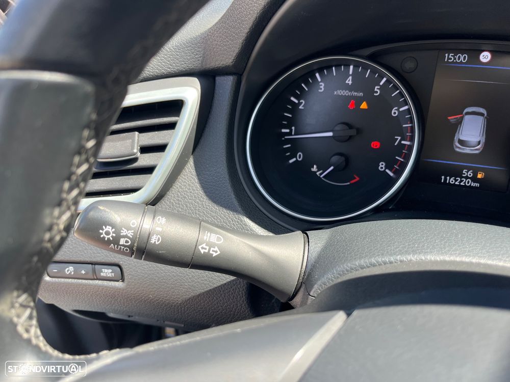 Nissan Qashqai 1.3 DIG-T N-Connecta J18 - 33