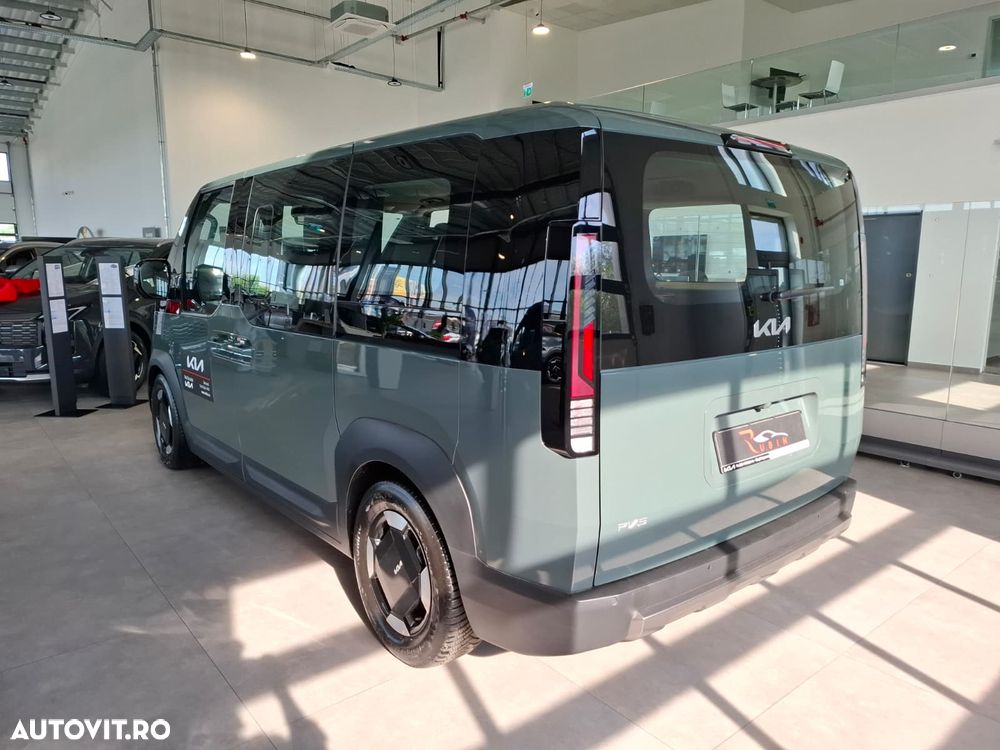 Kia PV5 Passenger - 11