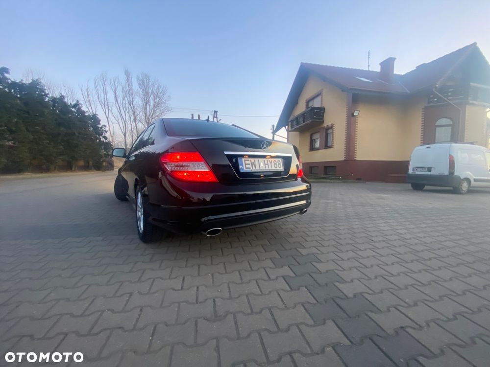 Mercedes-Benz Klasa C 320 CDI Avantgarde 4-Matic - 3