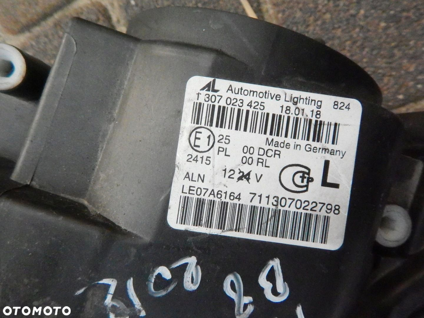 LAMPA XENON LED NISKRĘTNE AUDI A4 8K0 ŁADNE EUROP - 6