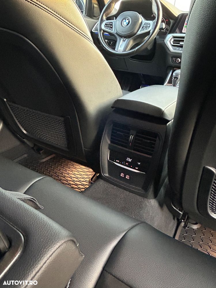 BMW Seria 3 318d Aut. M Sport - 14