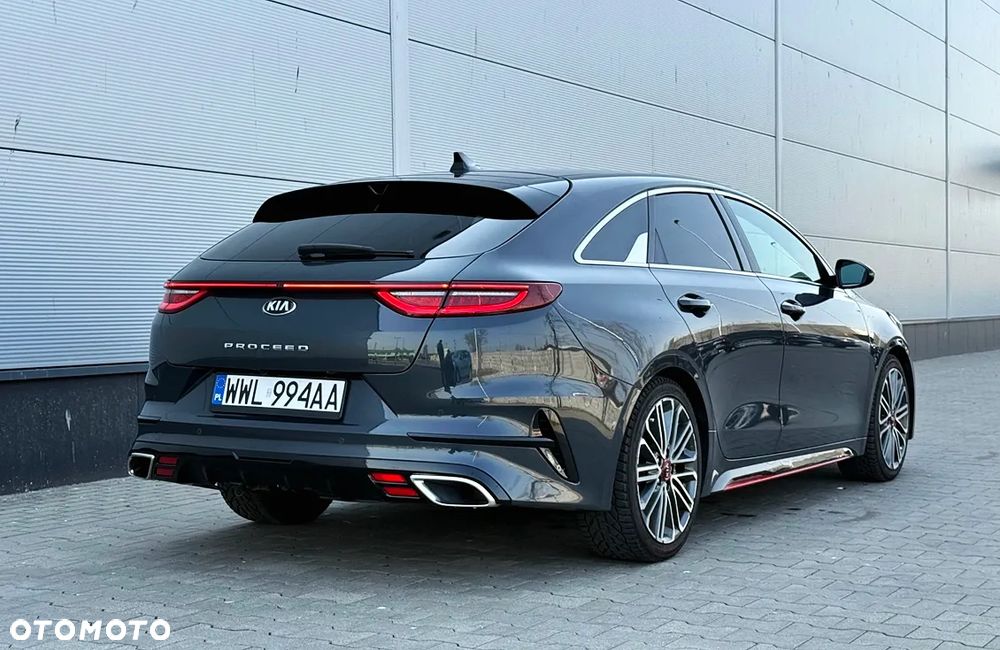 Kia ProCeed - 9