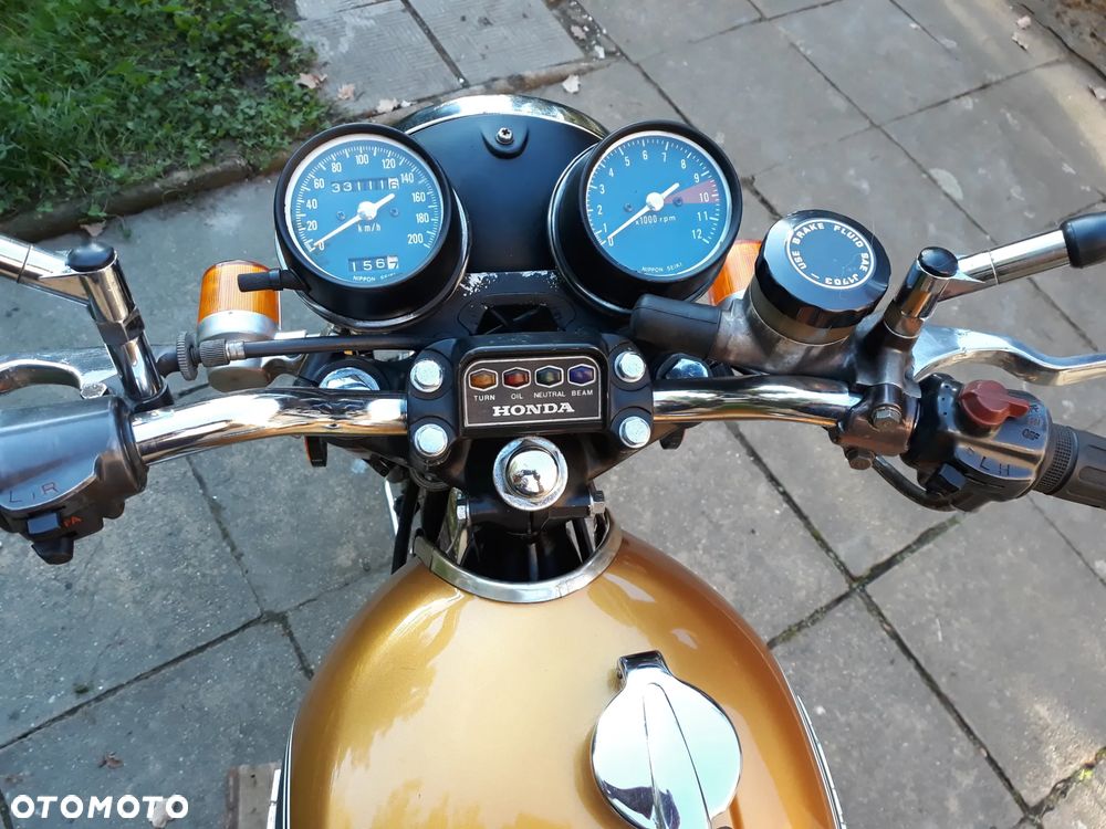 Honda CB - 16