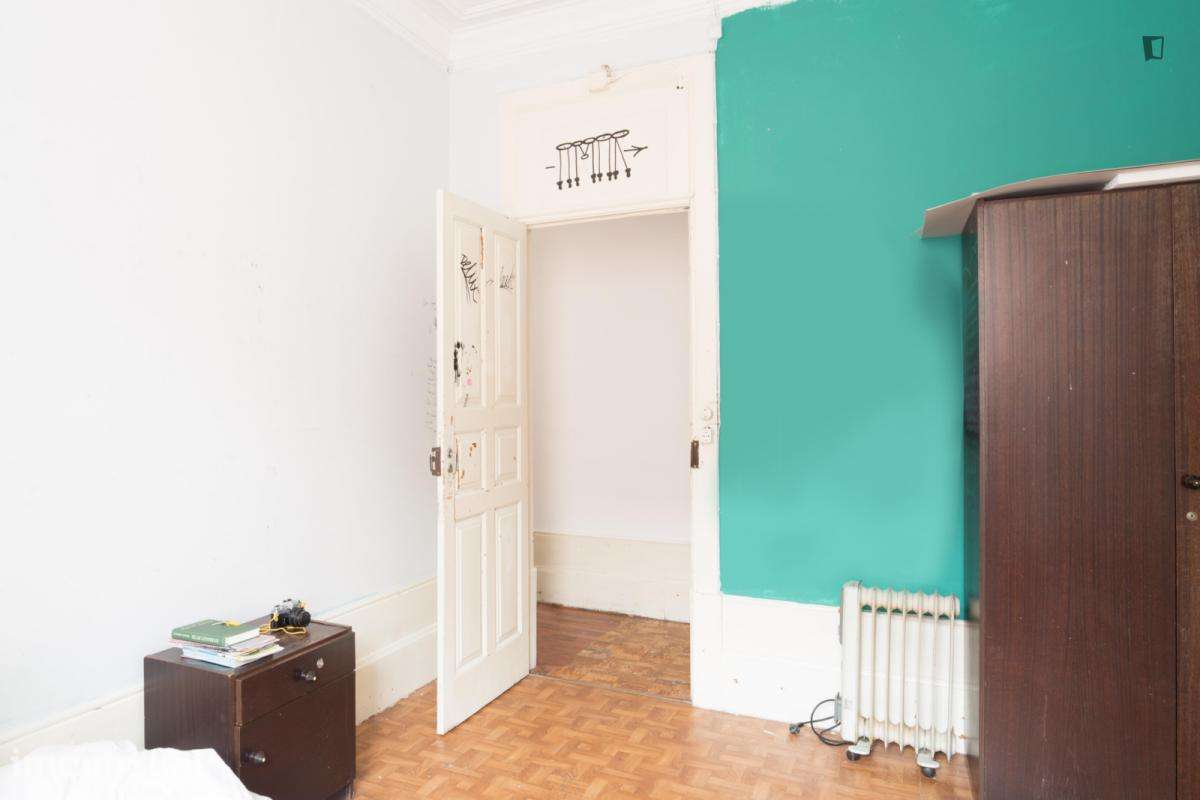 Quarto - localizado em Cedofeita Porto - Grande imagem: 3/20