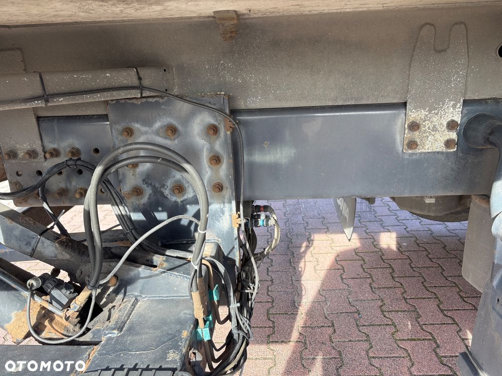 Scania P 380 chłodnia z windą - 8