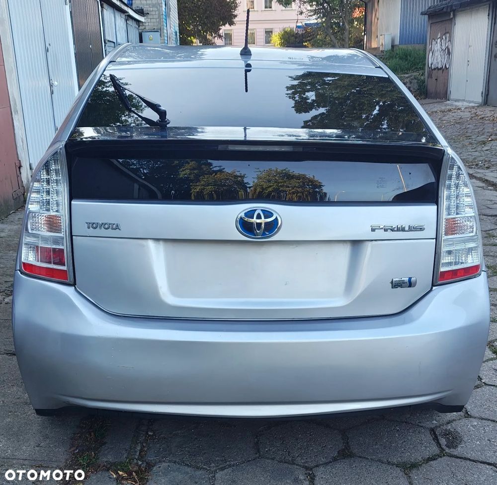 Toyota Prius 1.8 HSD Sol - 5