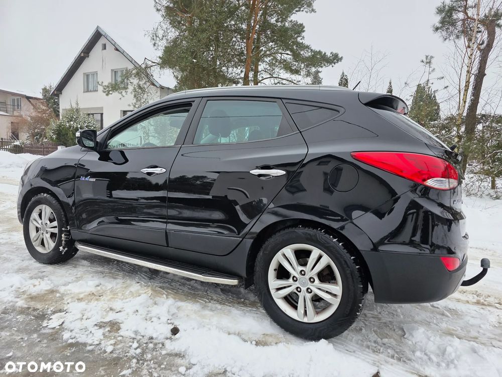 Hyundai ix35 1.6 2WD UEFA EURO 2012 Edition - 11