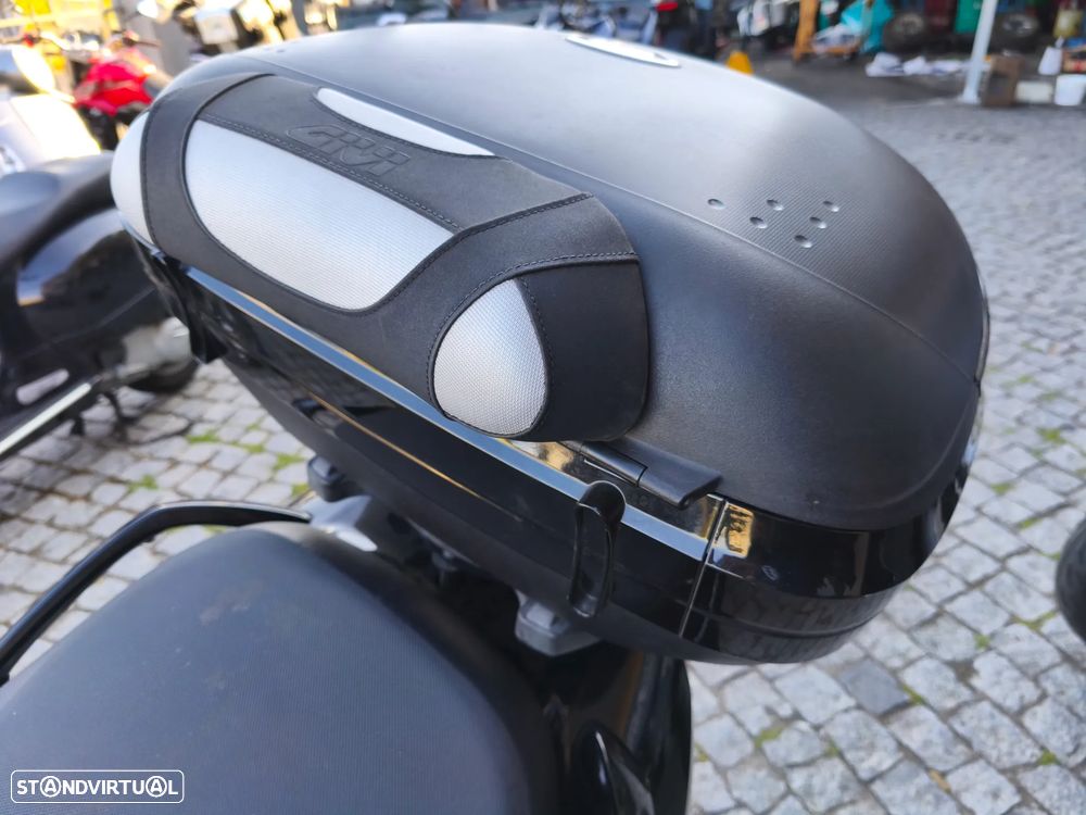 Suzuki Burgman - 6