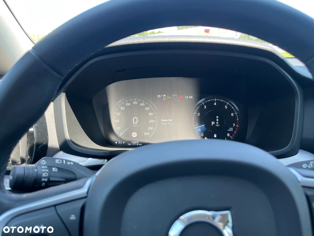 Volvo V60 B3 B Momentum Core - 17