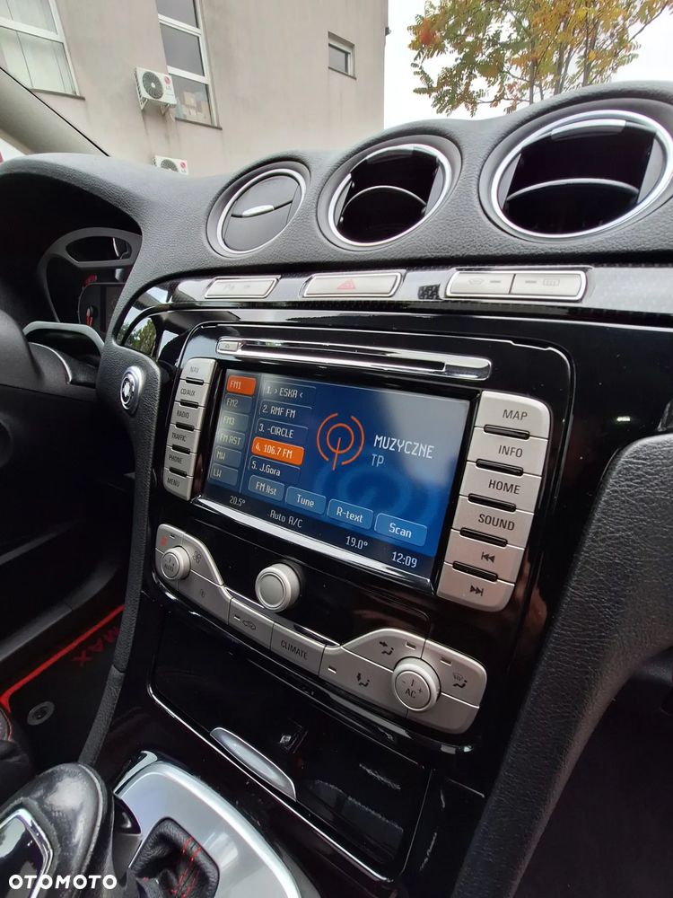 Ford S-Max 2.0 EcoBoost Titanium - 17