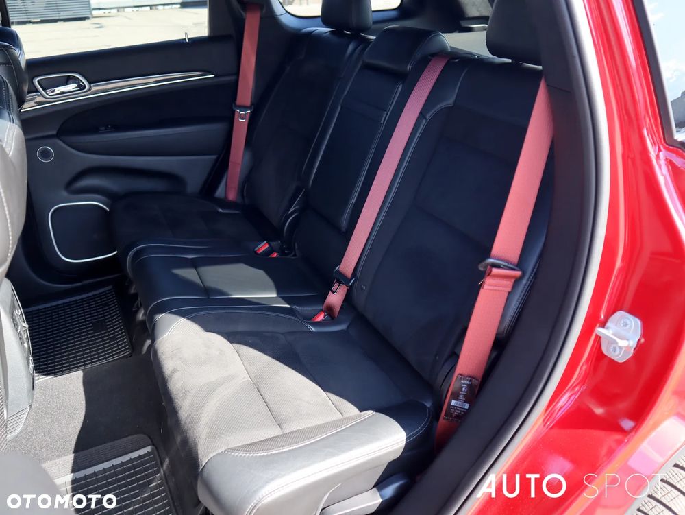 Jeep Grand Cherokee 6.4 V8 SRT8 - 38