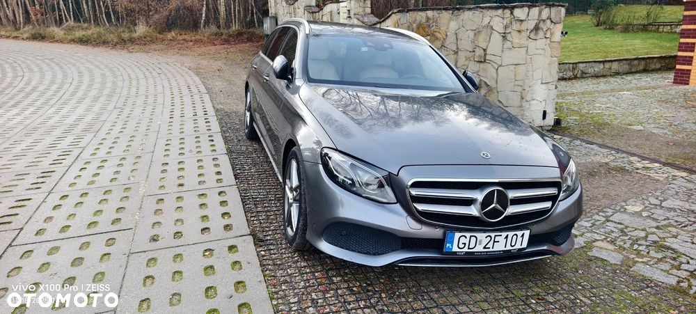 Mercedes-Benz Klasa E 220 d 4Matic 9G-TRONIC Avantgarde - 6