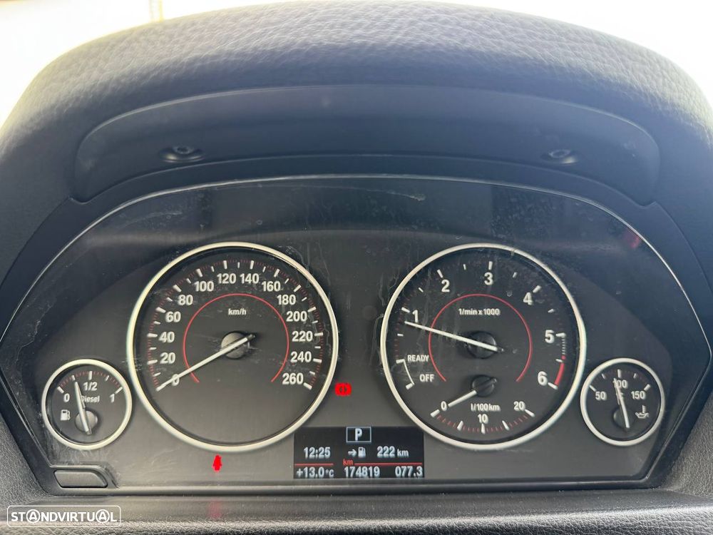 BMW 318 d Auto Line Sport - 11