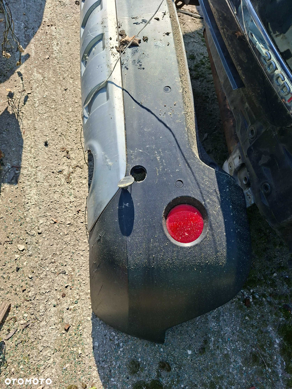 Opel Antara zderzak tył