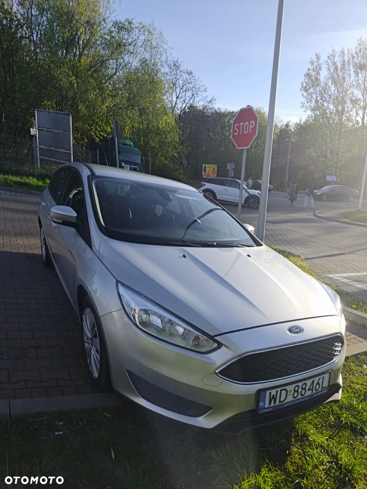 Ford Focus 1.6 Trend - 6