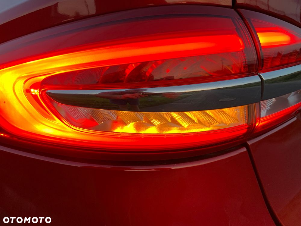 Ford Mondeo 2.0 EcoBoost Titanium - 14