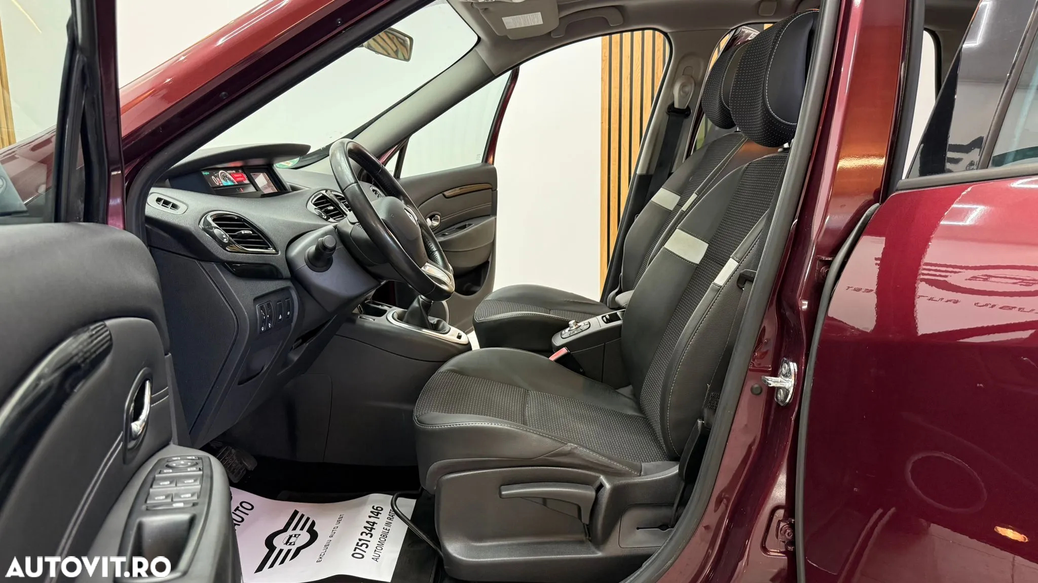 Renault Scenic - 16