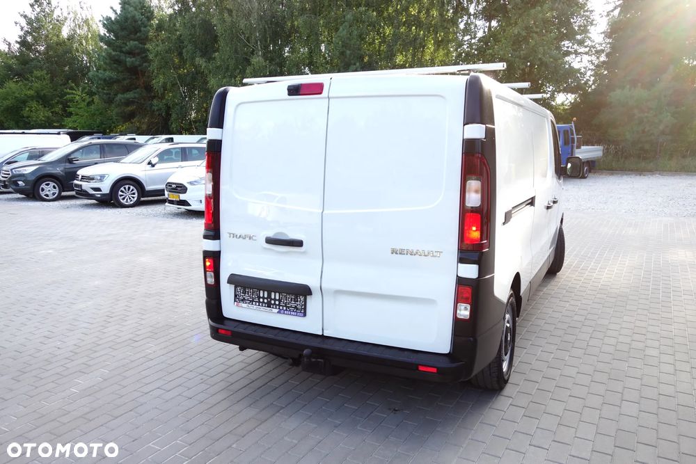 Renault Trafic 2.0 DCI 120 KM Klima Kamera Ledy - 4