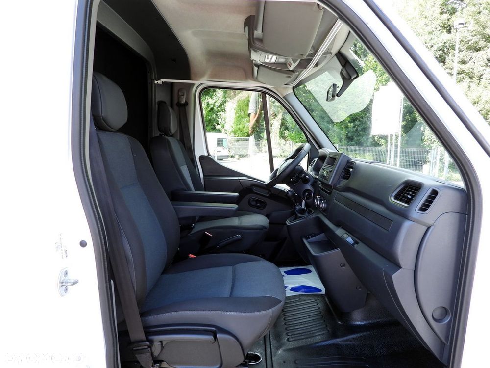 Renault MASTER PLANDEKA 10 PALET TEMPOMAT LEDY PNEUMATYKA KLIMATYZACJA  165KM - 35
