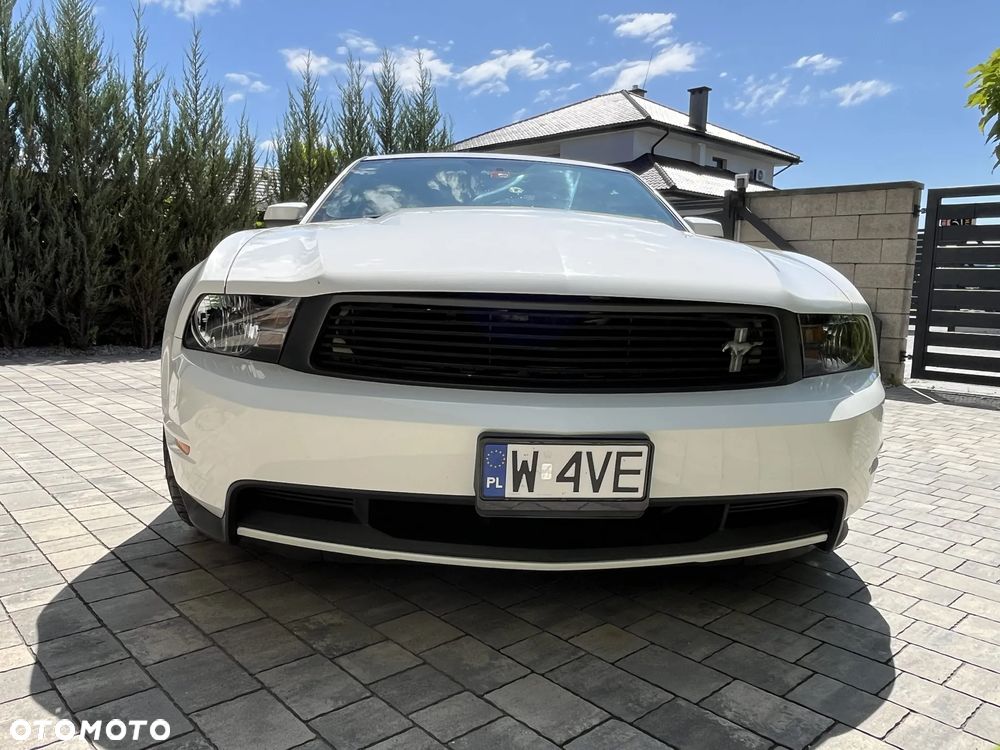 Ford Mustang 5.0 V8 GT - 4
