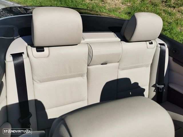 BMW 320 d Cabrio - 17