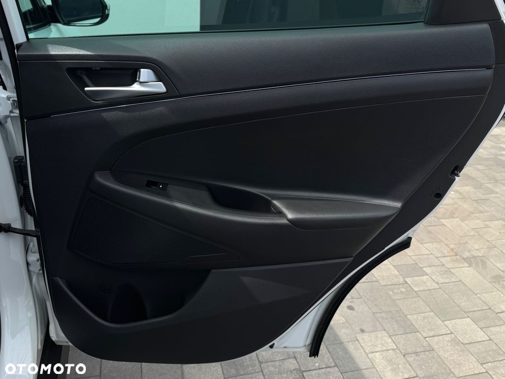 Hyundai Tucson 1.7 CRDI BlueDrive Comfort 2WD DCT - 33