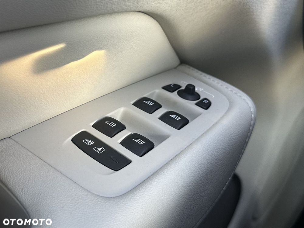Volvo XC 60 - 36