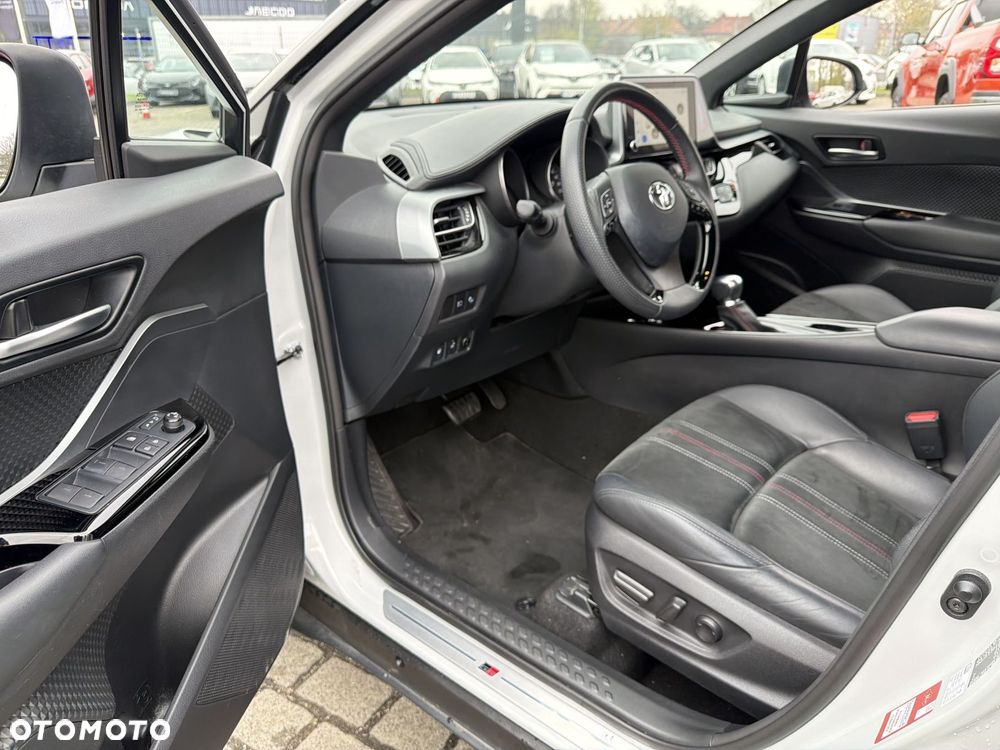 Toyota C-HR 2.0 Hybrid GR Sport - 23