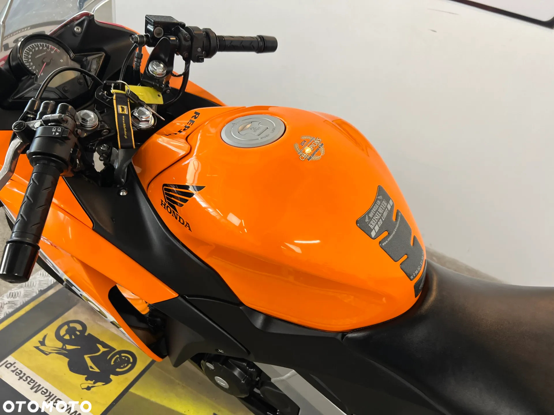 Honda CBR - 24