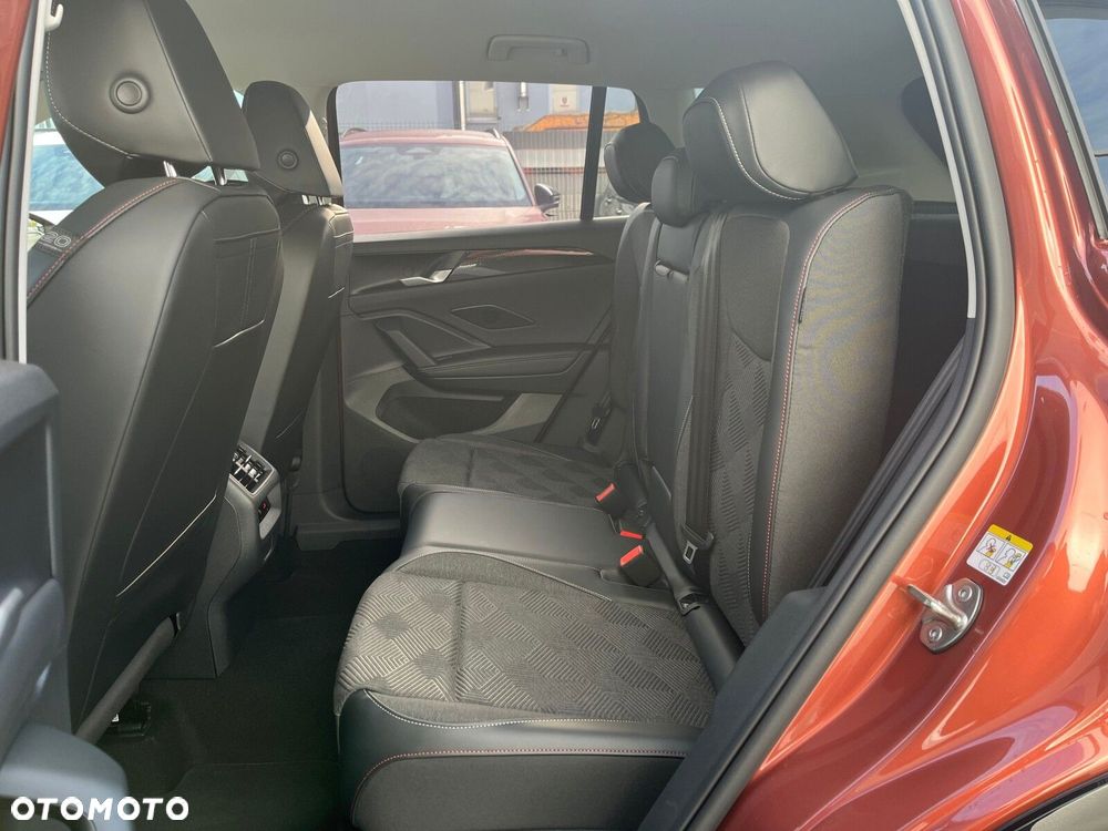 Volkswagen Tiguan - 25