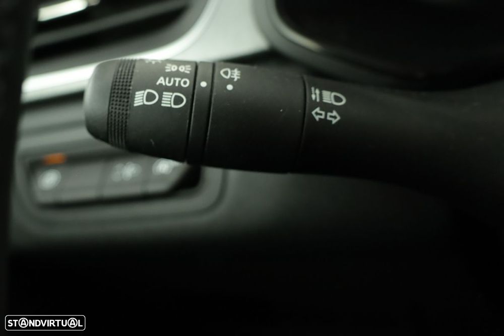 Renault Captur 1.0 TCe Techno - 16